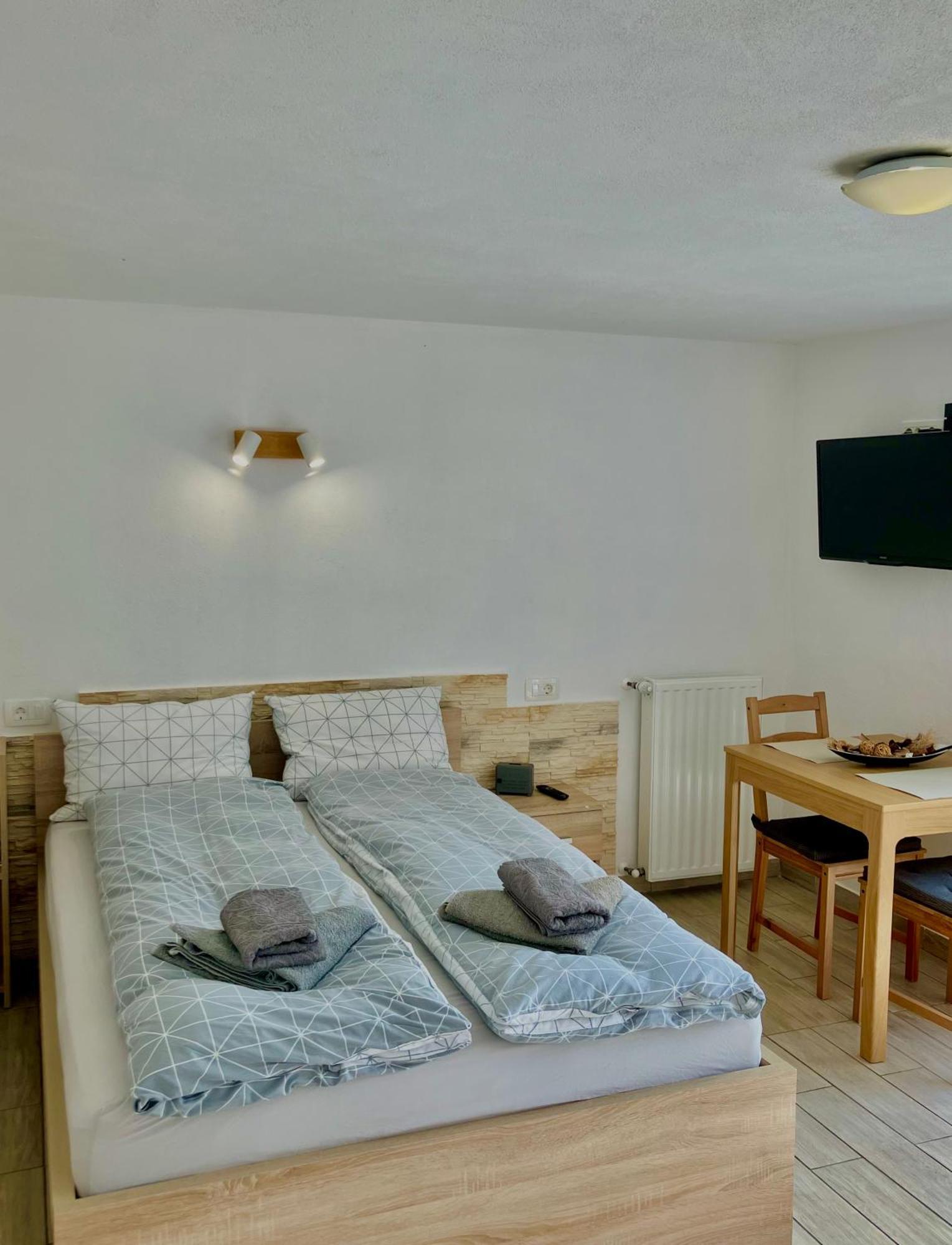 Apartment Ozebek Cerkno Exterior foto